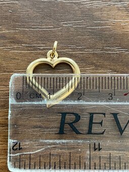 Zlatý přívěsek, srdíčko - 6