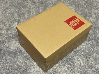 Col04 nerozbalená krabice čtvrté série figurek - 6