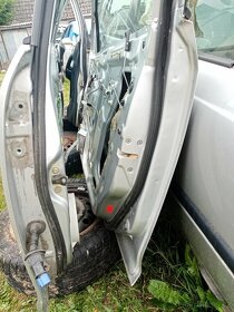 ND z Honda Civic 1.7 ctdi - 6