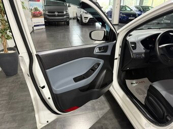 Hyundai i20 1,1 CRDI FAMILY+ SUPER STAV 114.000 KM - 6