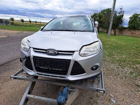 Ford Focus III kombi , 1.6TDCi - díly z vozu - 6