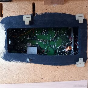 Rádio GRUNDIG RF130 - 6