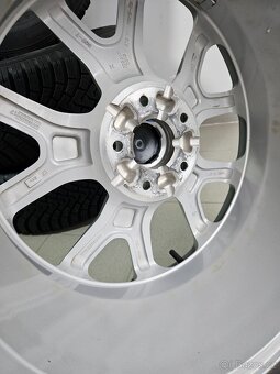 Orig. Jeep Compass 5x110 Zimní 225/60/17 - Top - 6