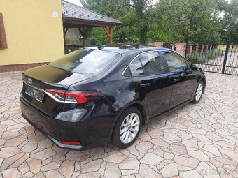 Toyota corolla 1,8 hybrid 4/2022 puvod čr - 6