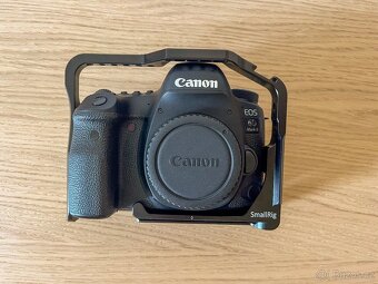 Canon 6D Mark II + příslušenství - 6
