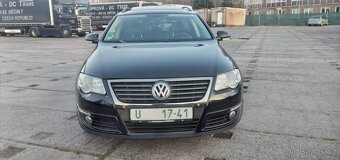 VW Passat 3C var INDIVIDUAL R32 VR6 DSG 1.majitel TOP STAV - 6