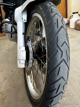 Honda africa twin 750 - 6