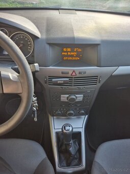 Opel Astra NÍZKÝ NÁJEZD - 6
