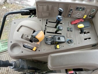 John Deere 6120M traktor s čelním nakladačem - 6