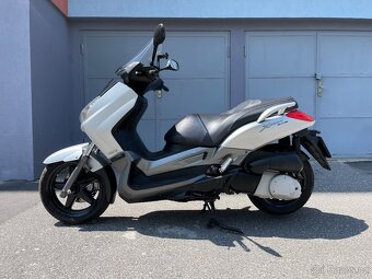 Yamaha Xmax 250 - 6