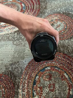 Sony FDR-AX43 - 6