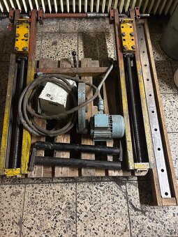 Tabulové nůžky NTC 1250-2,5 - 6