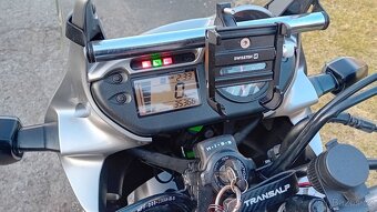 Honda Transalp XL 700VA - 6