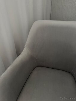 Sametová židle s podruckami - 6