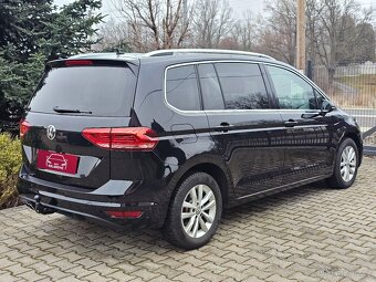 Volkswagen Touran 2.0TDi Highline DCC 140kW |2017|106 000 km - 6