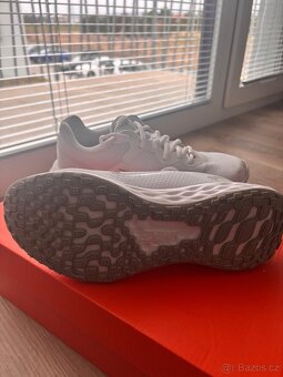 Nike Revolution 6 white - 6