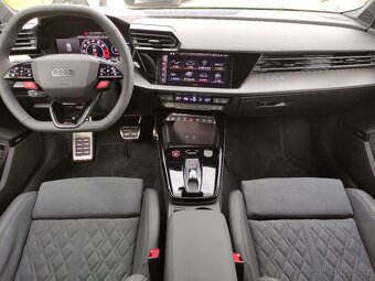 Audi RS3 FACELIFT MATRIX SONOS HUD KAMERA ZÁRUKA MY 2025 - 6