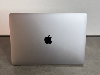 MacBook Pro 13'' 2019 / i5 / 16GB / 512GB SSD / Space Gray - 6
