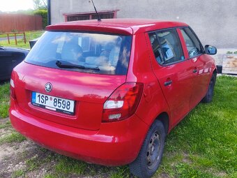 Prodám ŠKODA fabia 1,2 HTP - 6