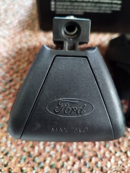 Ford Patky Thule na příčníky - 6