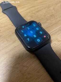 Apple Watch Series 5 44mm - 6