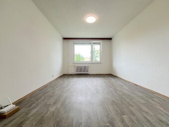 Pronájem bytu 1+1, 36 m2 - ul. Dukelských Bojovníků, Znojmo - 6