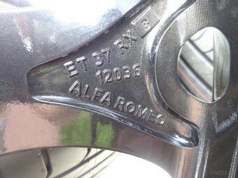 Alfa Romeo Tonale nova original letna sada kol R19 - 6