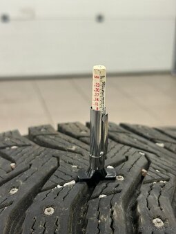 Subaru Outback zimní sada kol KUMHO (hřeby) 225/65/R17 - 6