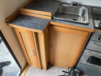 Karavan Elddis  440, Hmotnost 1300 kg - 6