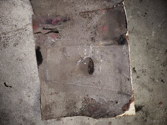 Uložení tlumiču Felicia Pickup - 6