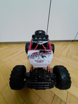 Dvě auta na dálkové ovládání - 6