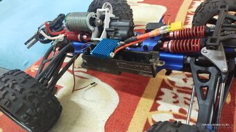 RC Traxxas Erevo - 6
