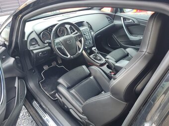Opel Astra J OPC - 6