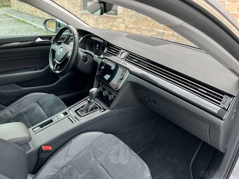 AKCE - Pronájem Škoda Superb 4x4 – UBER | BOLT | LIFTAGO - 6