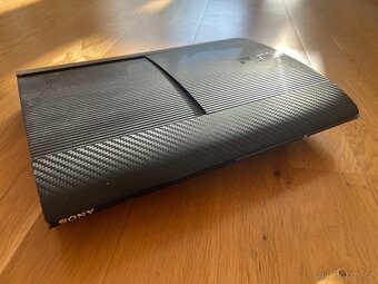 PS3 s dvěma ovladači + 2 hry - 6