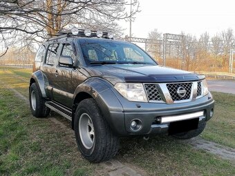 Nissan Pathfinder 2.5 dCi LE Aut. 126kw - 6