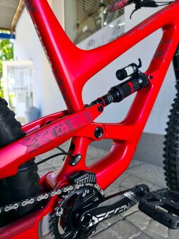 Horské kolo YT Capra CF Pro Carbon 29″ - 6