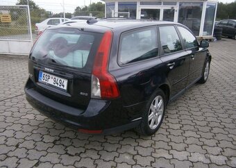 Volvo V50 2.0D serviska,2x alu kola nafta manuál 100 kw - 6