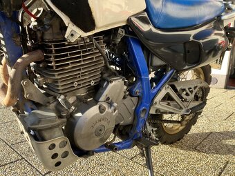 Honda NX 650 Dominator - 6