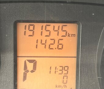 Prodám Mercedes Vito 111 CDI obsah 2.2cdi 80kw 4-Matic - 6