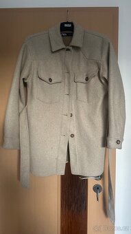 Lehká, ale zároveň Flízová bundička vel. S - ZARA - 6