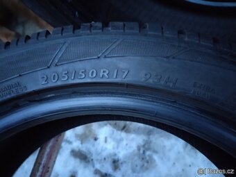 205/50/17 zimni pneu DUNLOP a PIRELLI 205 /50 R17 - 6