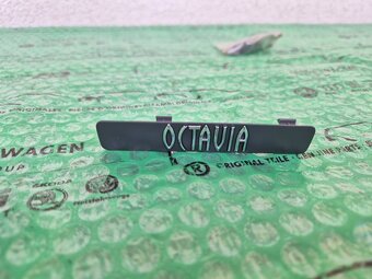 Octavia I nápis na palubní desku - 6