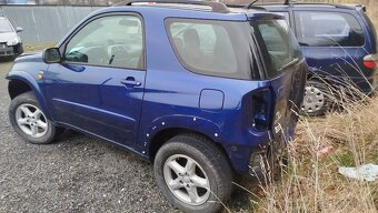 Toyota Rav4 d4d 4x4 rok 2003 - 6