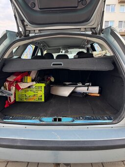 Peugeot 407 SW 2.0 HDI - 6