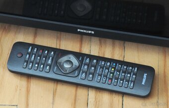 Menší 24" (60cm) televize Philips 24PHS5507 - 6