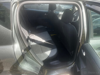 Peugeot 207 - 6