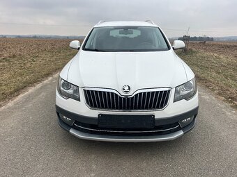 ► ŠKODA SUPERB II 2.0 TDI 103KW DSG F1 SCOUT LED-XEN-NAVI-TA - 6