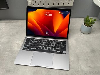 Apple MacBook Air M1 - CTO: 16 GB, 1 TB, 8x GPU, 8x CPU - 6