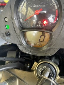 Kawasaki ER-6N 2006 - 6